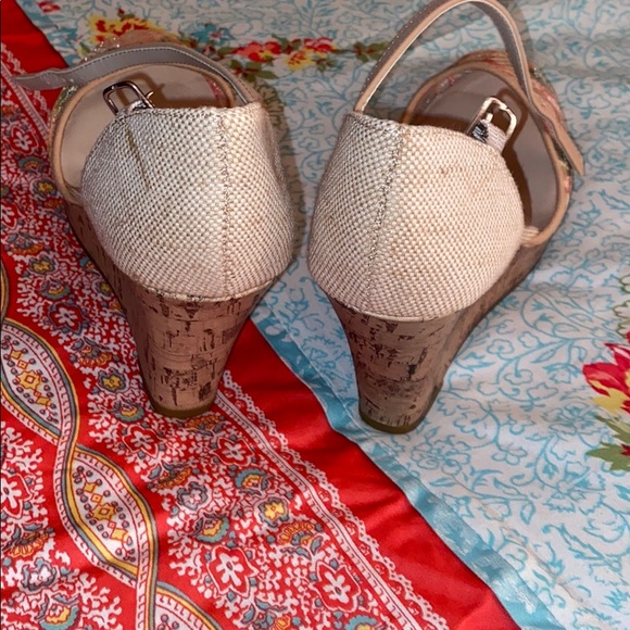 APT. 9 - Picture 3 of 5